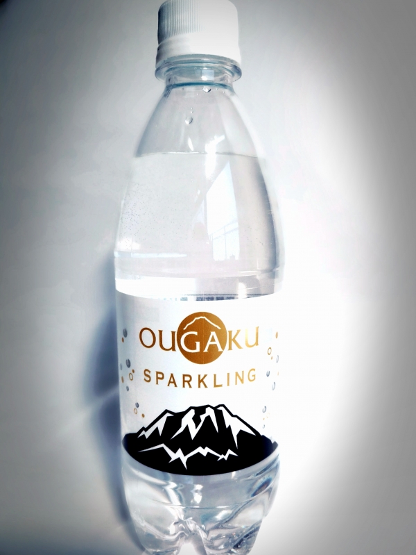 新商品誕生！温泉炭酸水「OUGAKU　SPARKLING」発売決定。